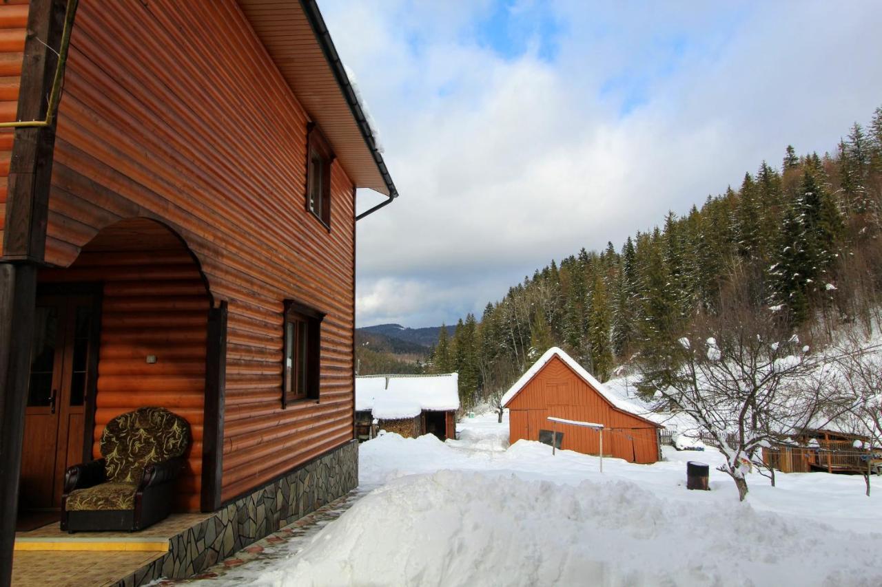Cottage "Kliverent" Яремча Экстерьер фото