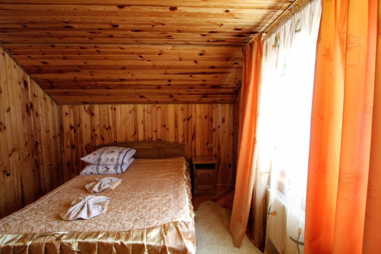 Cottage "Kliverent" Яремча Экстерьер фото