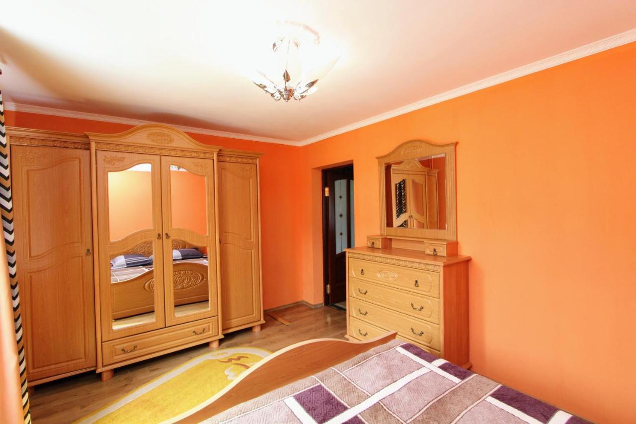 Cottage "Kliverent" Яремча Экстерьер фото