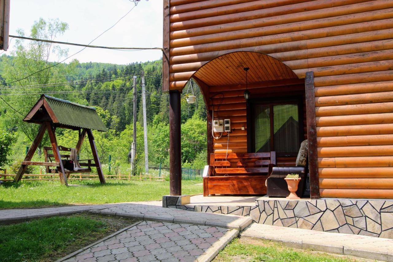 Cottage "Kliverent" Яремча Экстерьер фото
